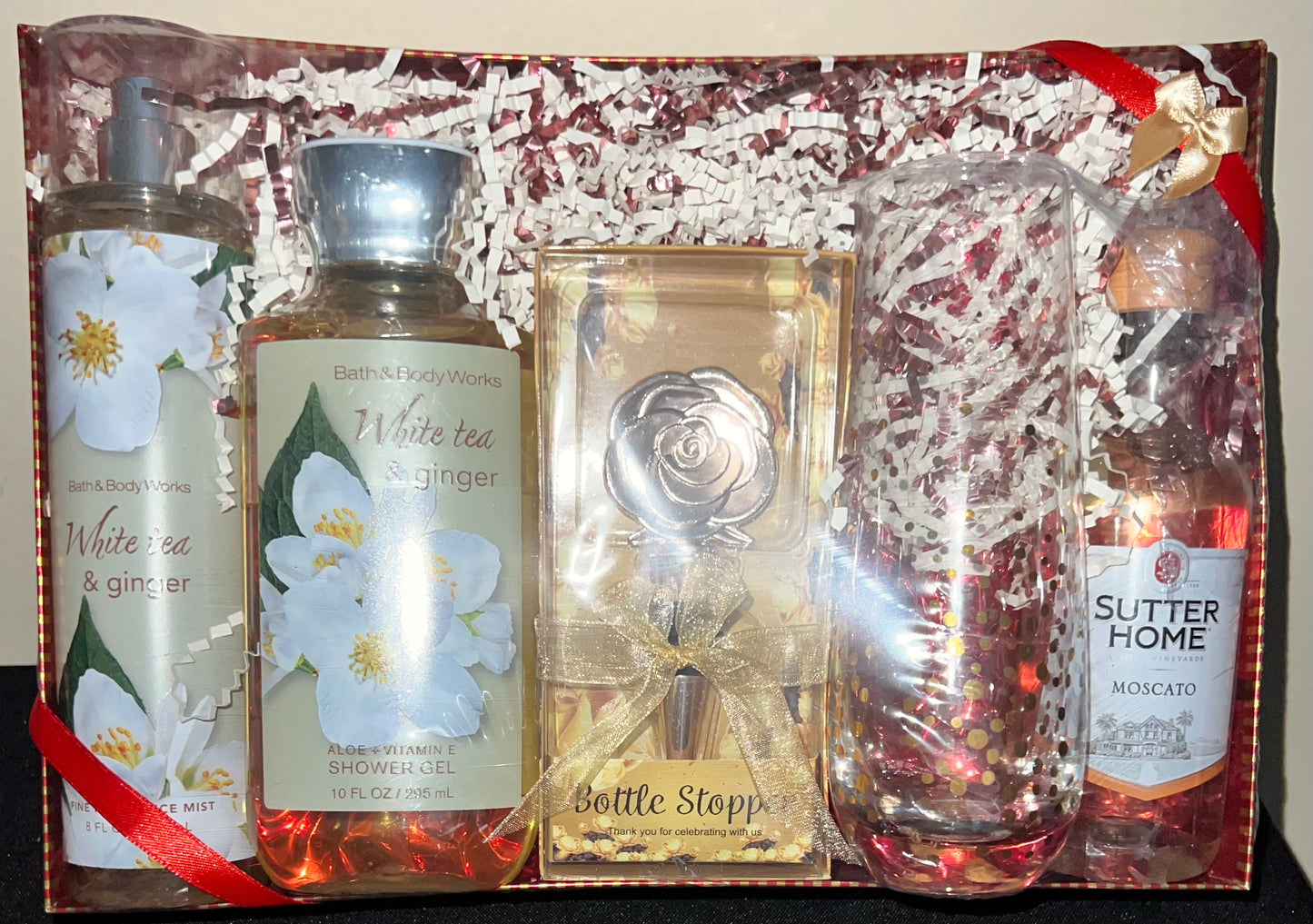 Golden Floral Gift Set for Women